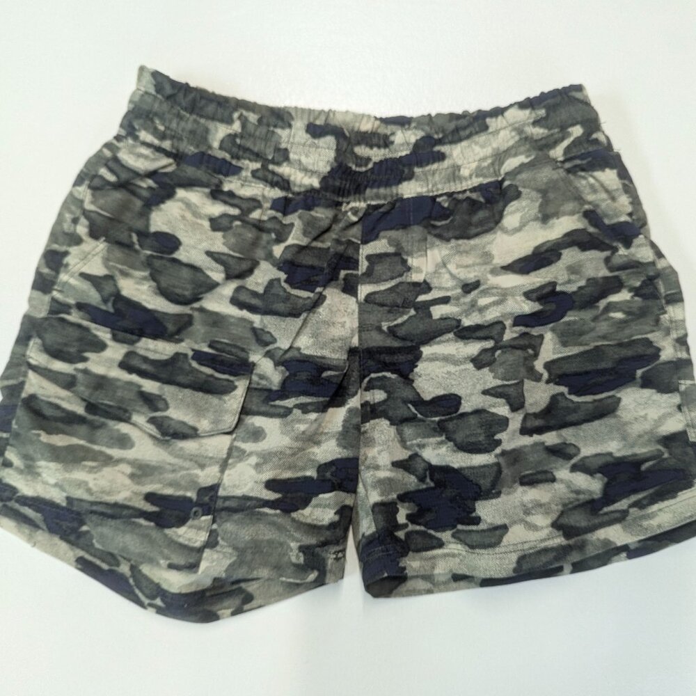 Columbia XS Camo Shorts